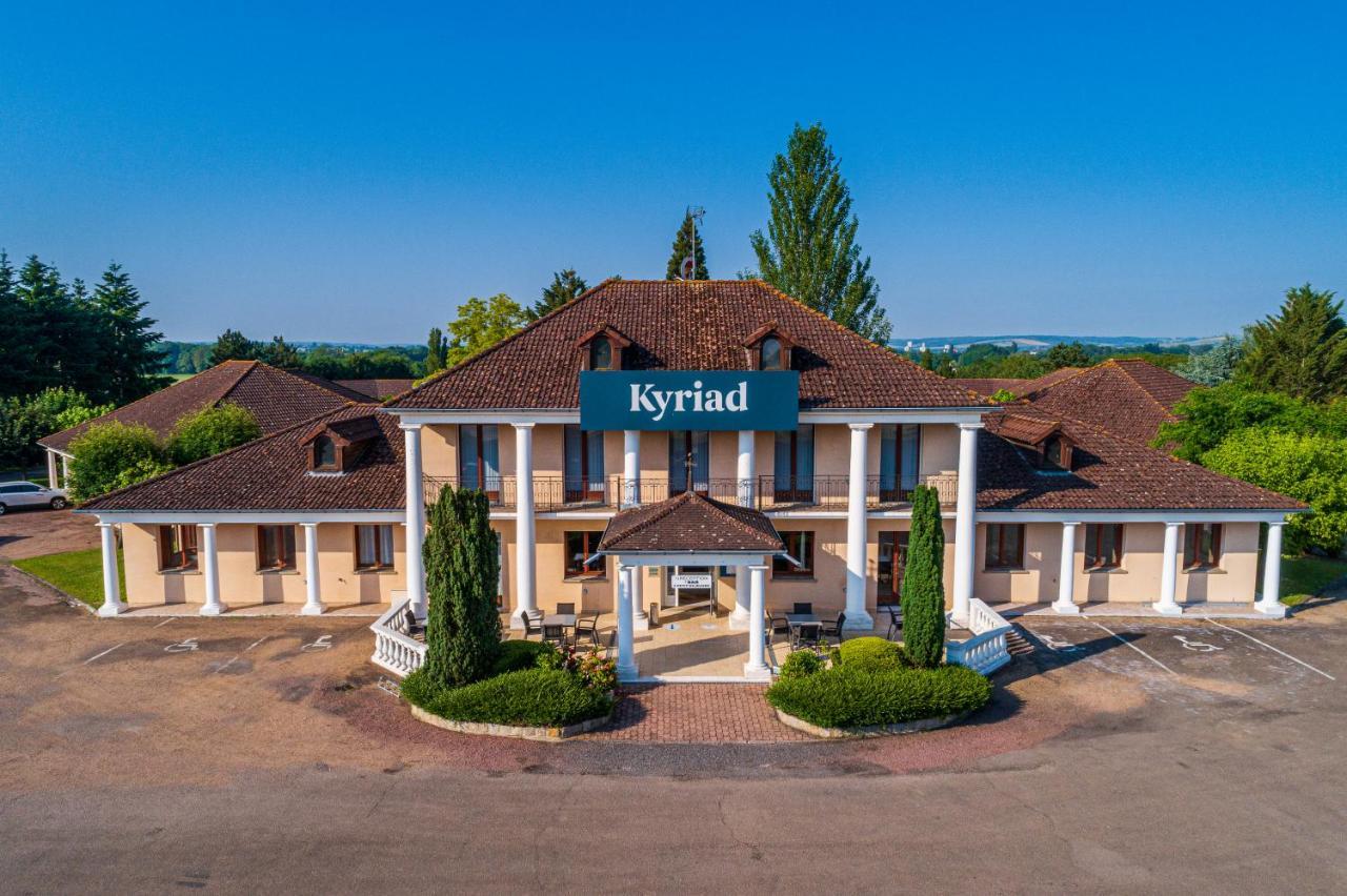 Kyriad Sens Bagian luar foto